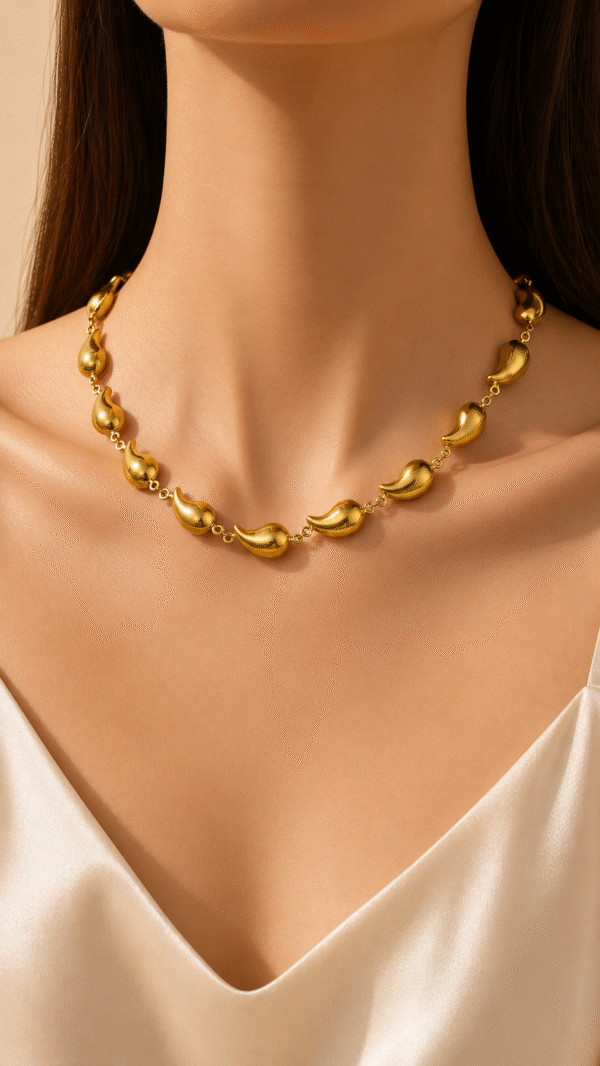 Hollow Waterdrop Pendant Necklace