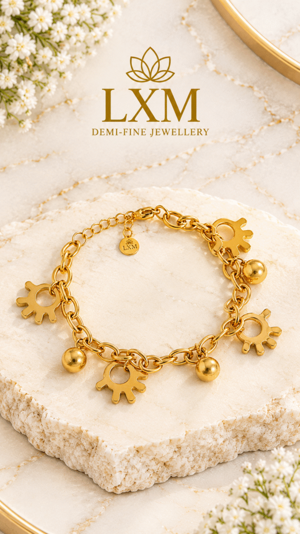 1a621463-ed5e-4af4-9f5d-fea8c572f219 CHARM BRACELET