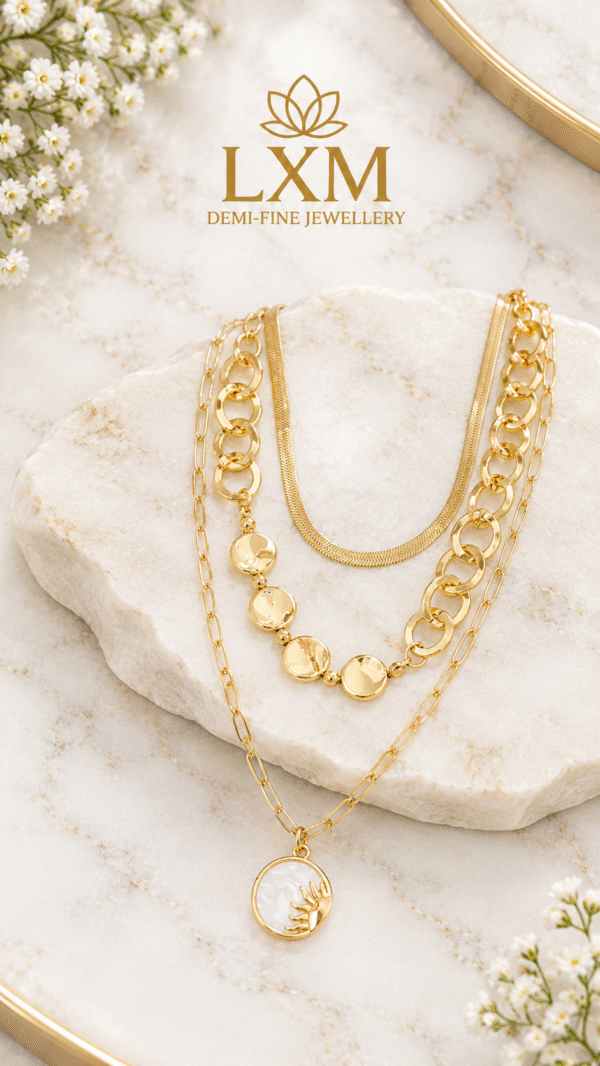 3 3 LAYERED NECKLACE