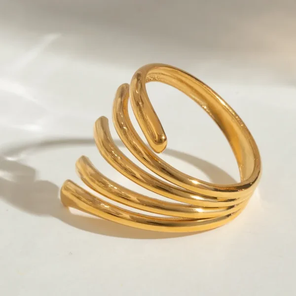 6 FUNKY RING MOON