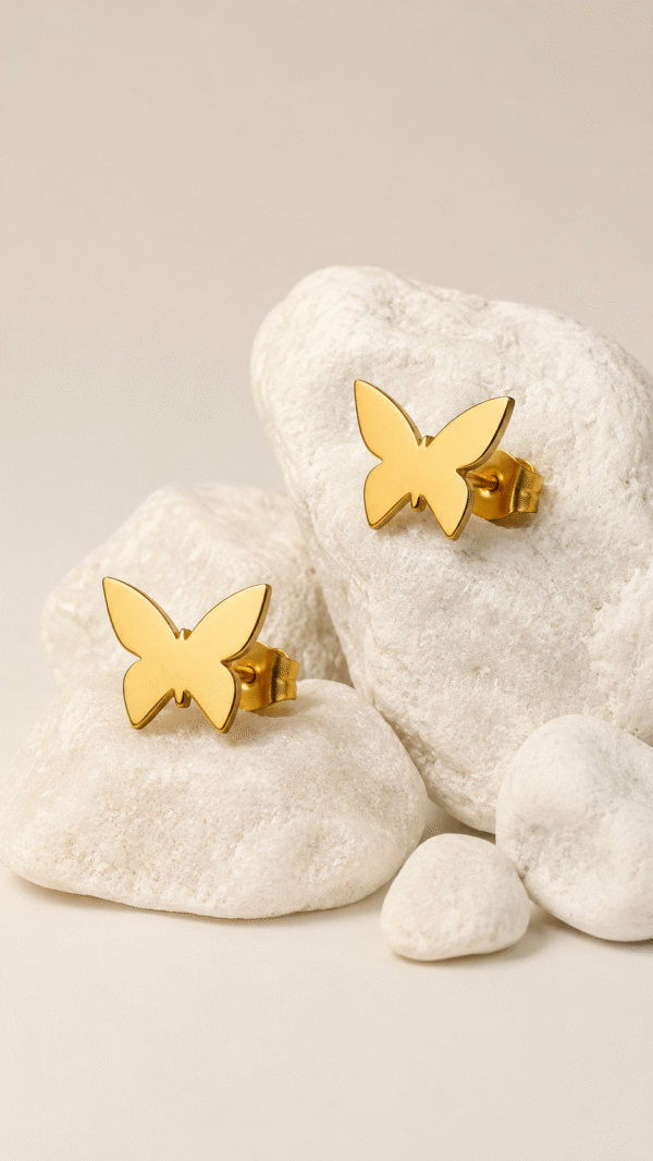 B19 BOW/BUTTERFLY STUD