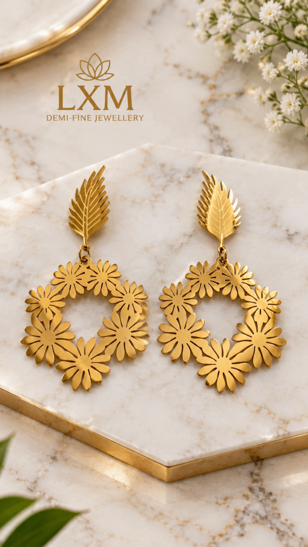 FLOS9 FLOWER WITH ROUND HOOP EARRING